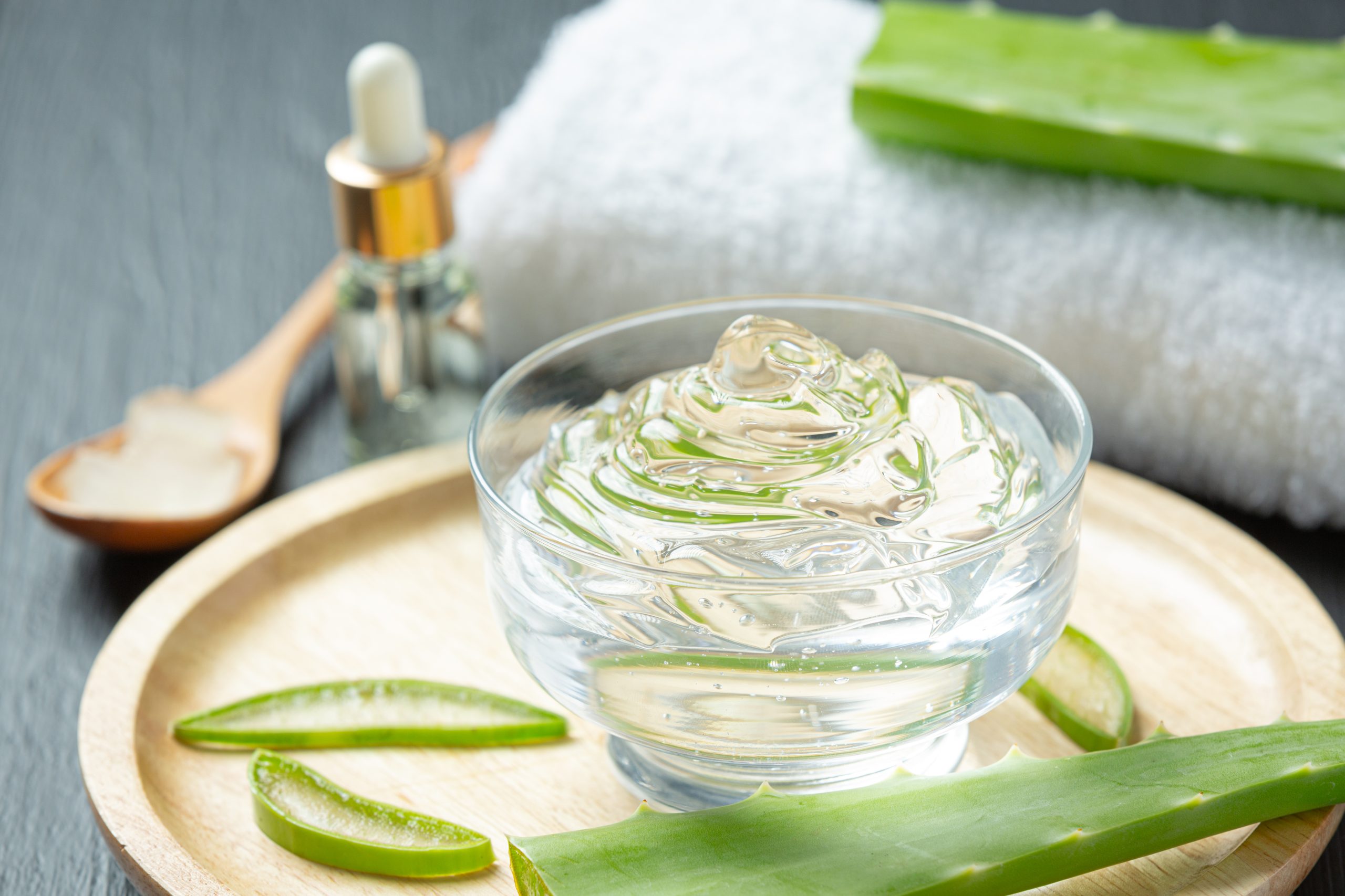 Crema facial de aloe vera totalmente natural con 6 ingredientes