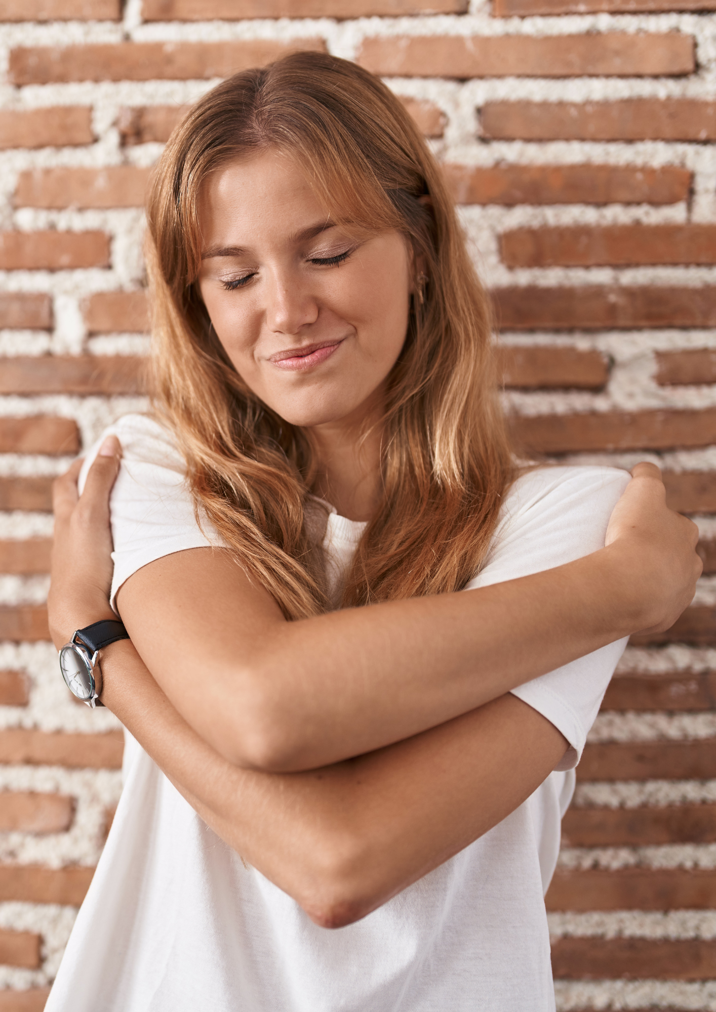 Cómo dominar la técnica del abrazo de mariposa para aliviar la ansiedad